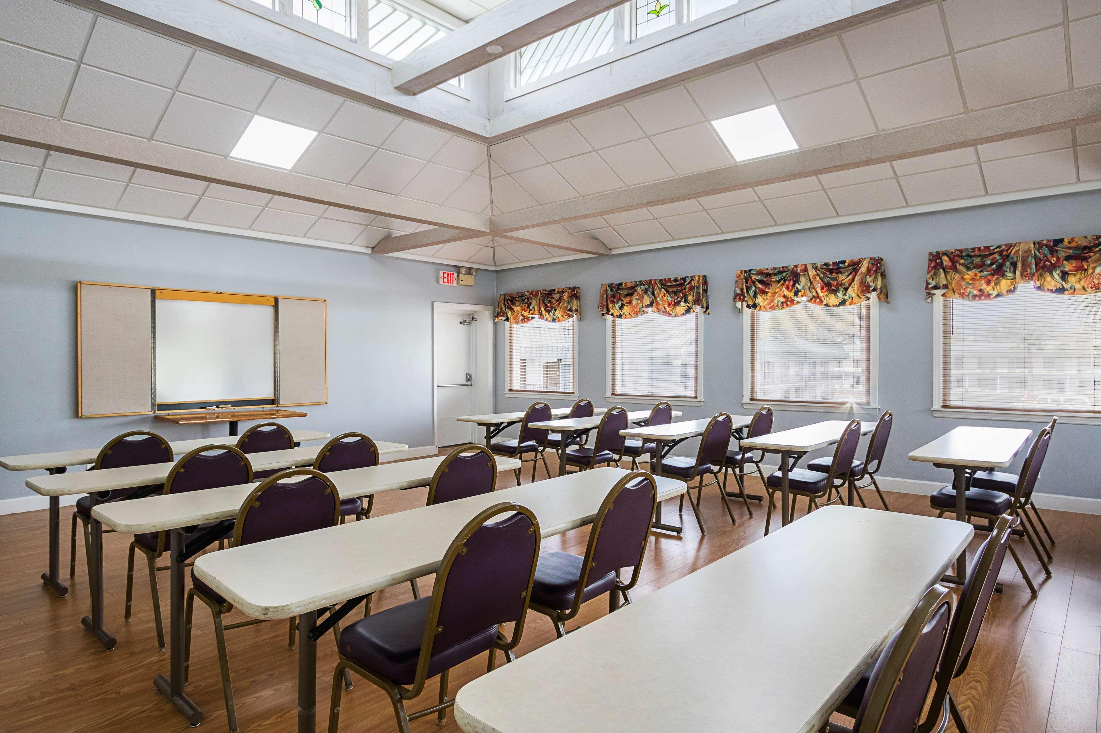 Best Western Central Savannah