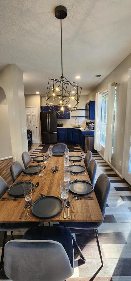 New! Wanna House, Modern, Great Location!