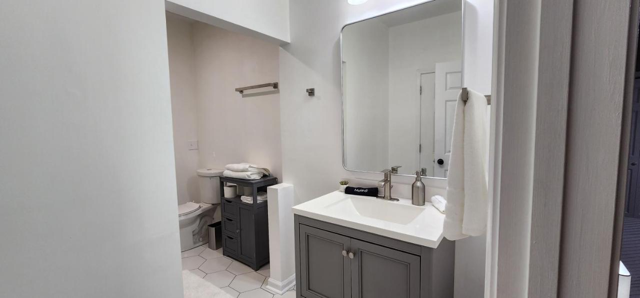 New! Wanna House, Modern, Great Location!