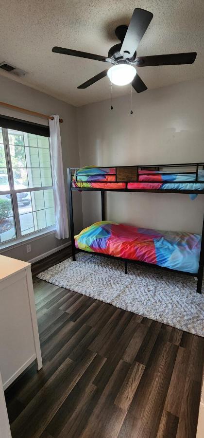 New! Wanna House, Modern, Great Location! *