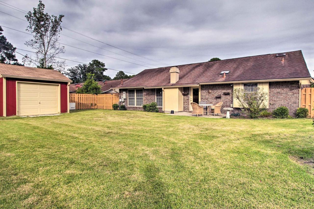Escape About 11 Mi To Historic District! Holiday home