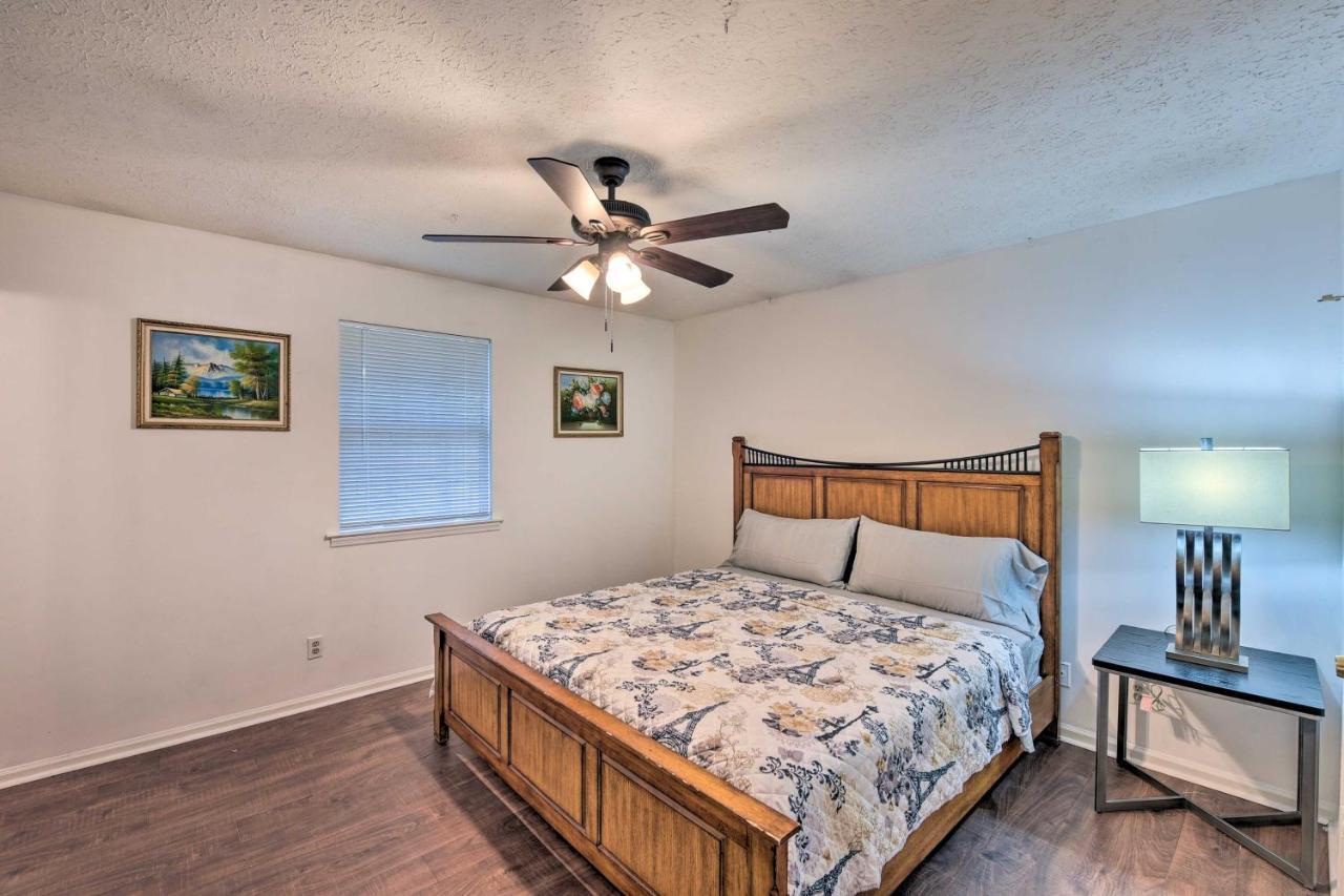 About 9 Mi To Historic District Holiday home *