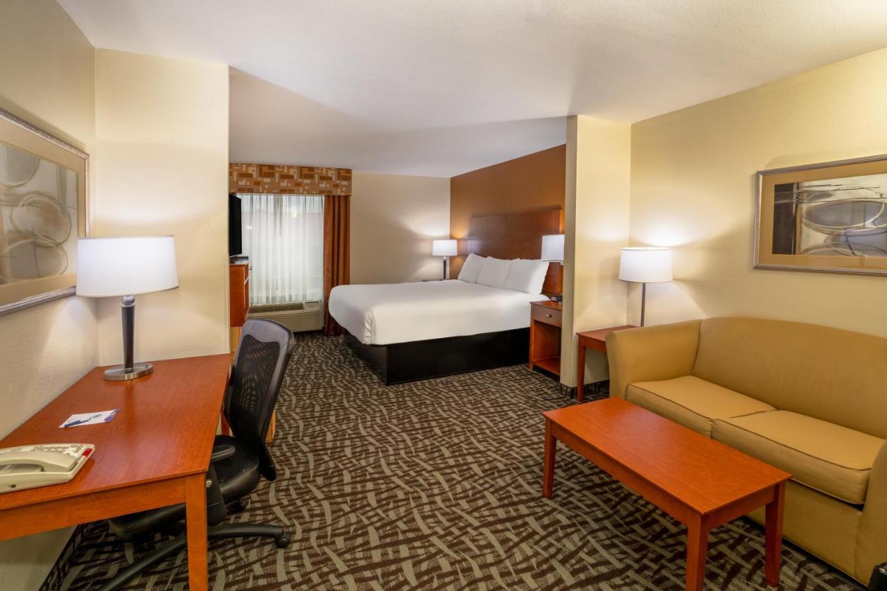 Baymont By Wyndham South Savannah