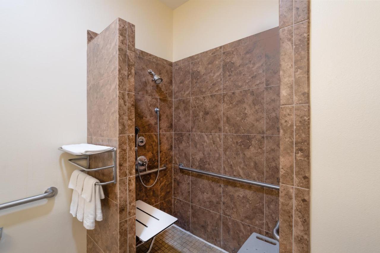 Baymont By Wyndham South Hotel 3*