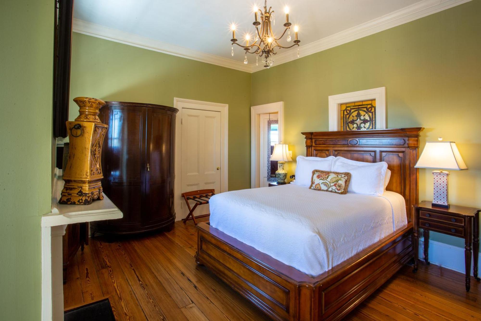 Bed & Breakfast The Gastonian, Historic Of Collection (adults Only) Savannah