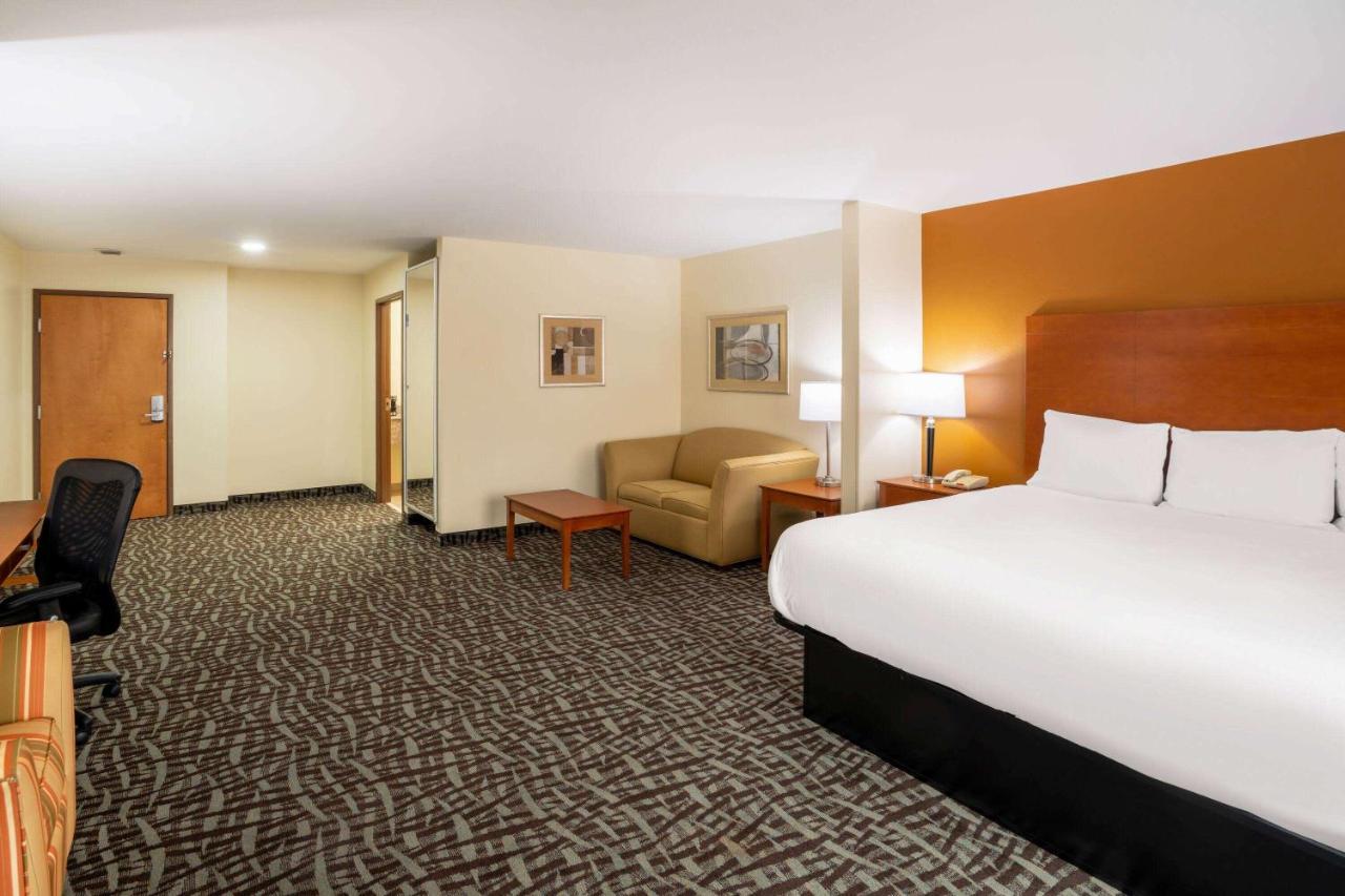 Baymont By Wyndham South 3*