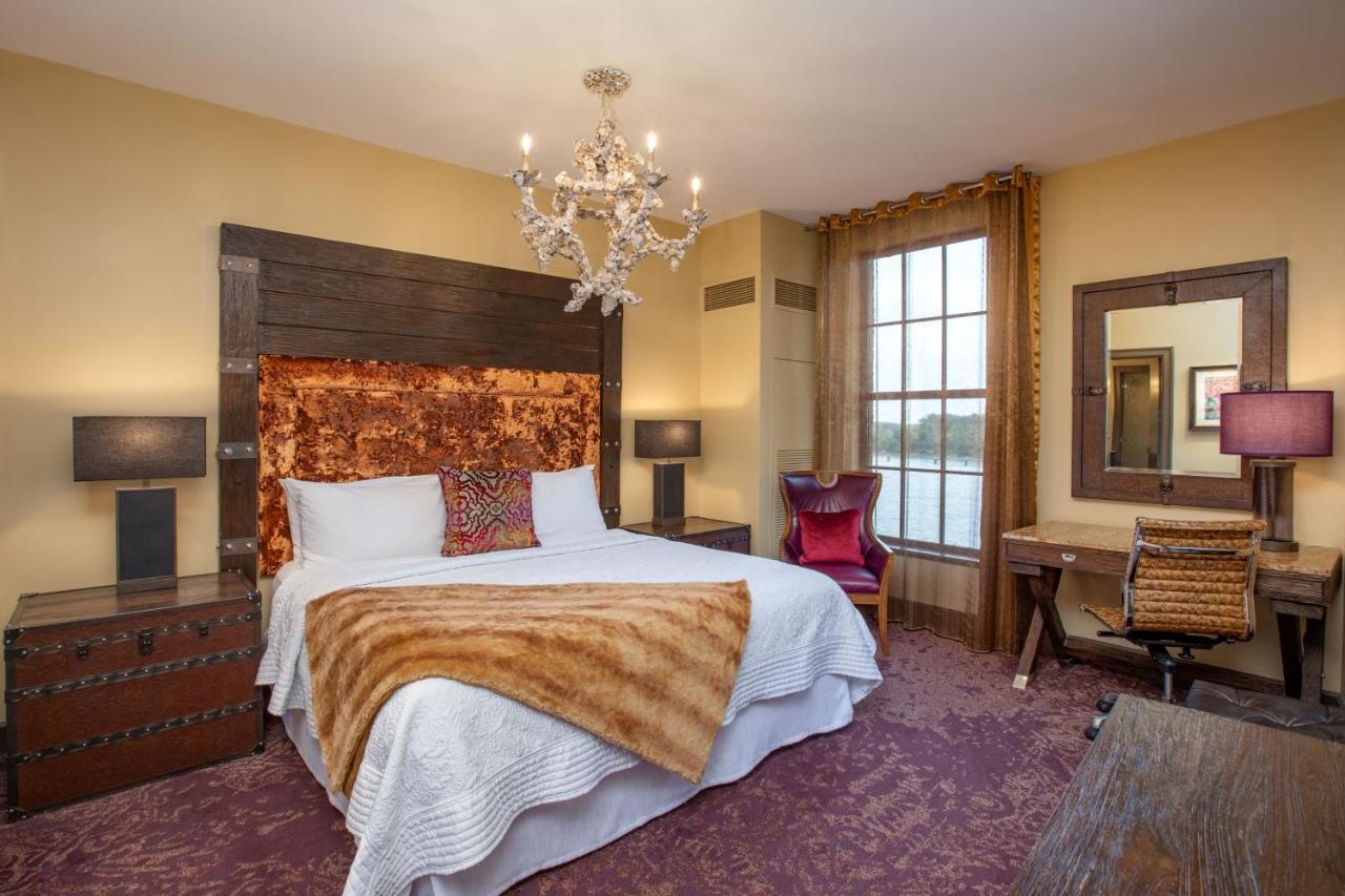 The Bohemian Riverfront, Autograph Collection Savannah