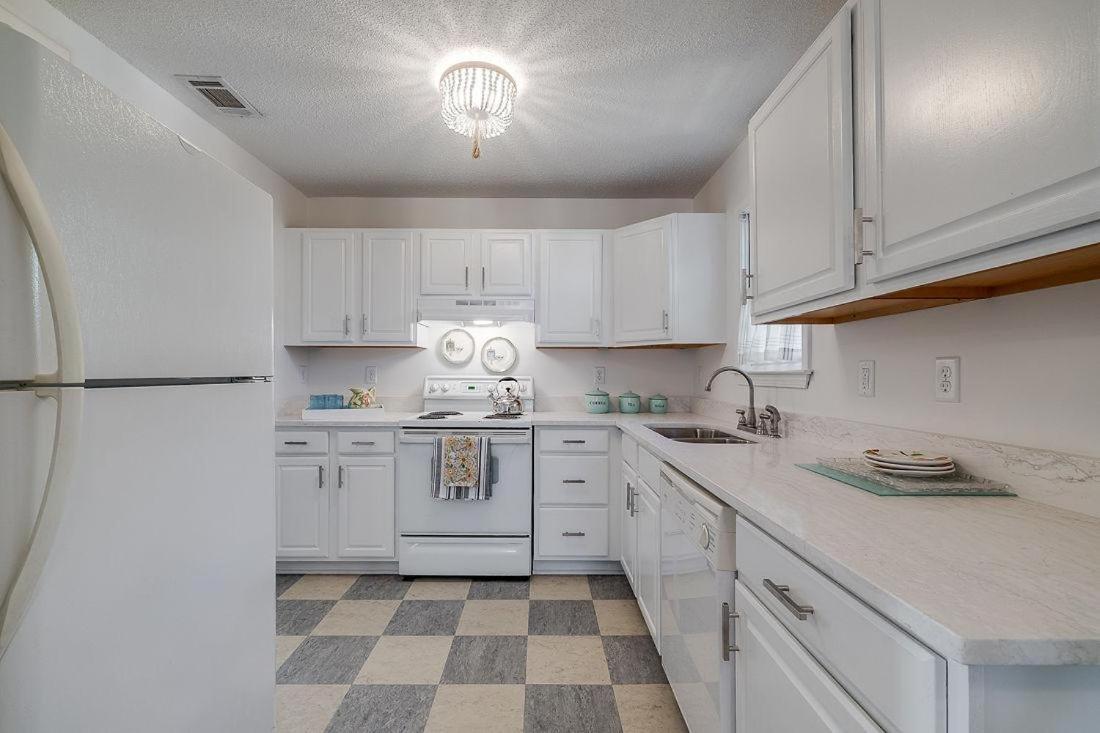 Hunter's Ridge Upper Apartment Savannah