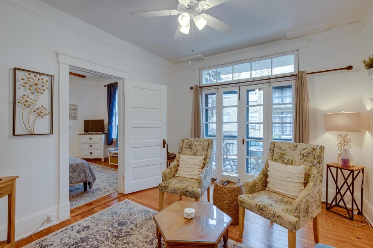 Apartment Walkable Escape In Historic District!