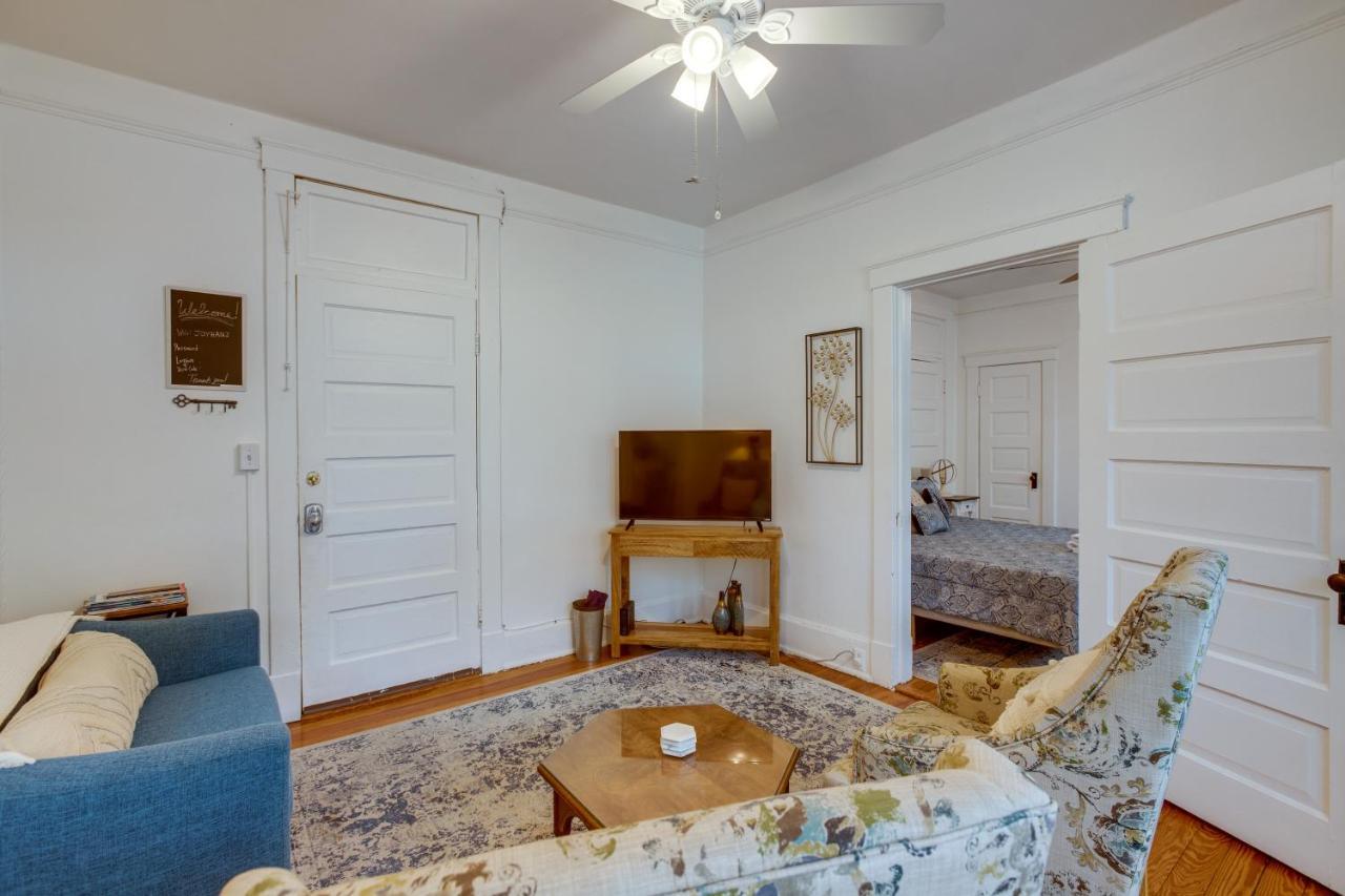 Walkable Escape In Historic District! *