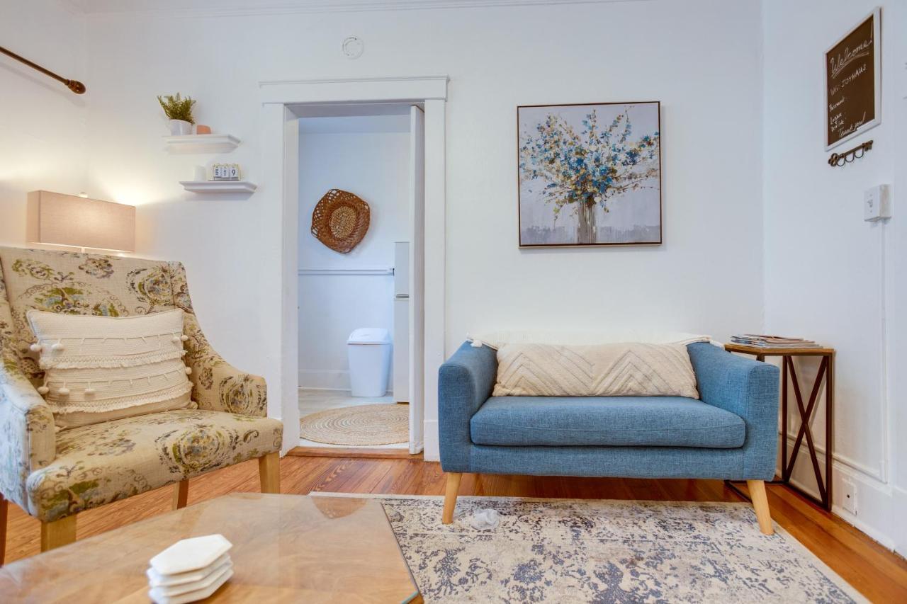 Walkable Escape In Historic District! *