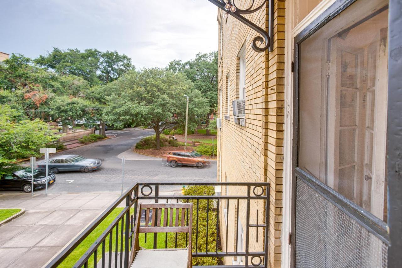Walkable Escape In Historic District! Apartment *