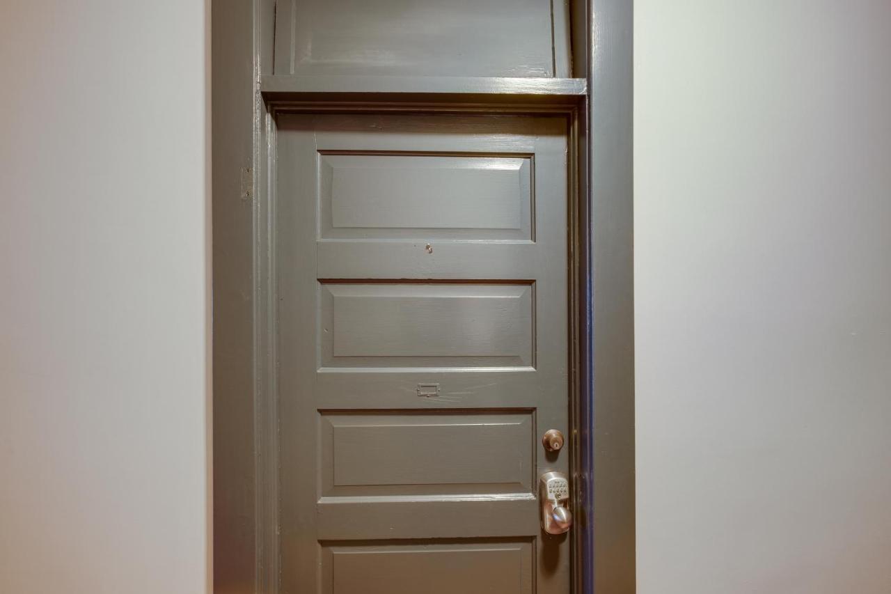 Walkable Escape In Historic District! Savannah