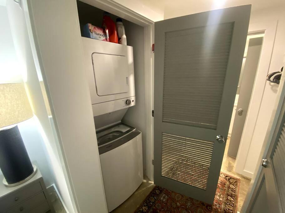 State Street Retreat Apartment Savannah