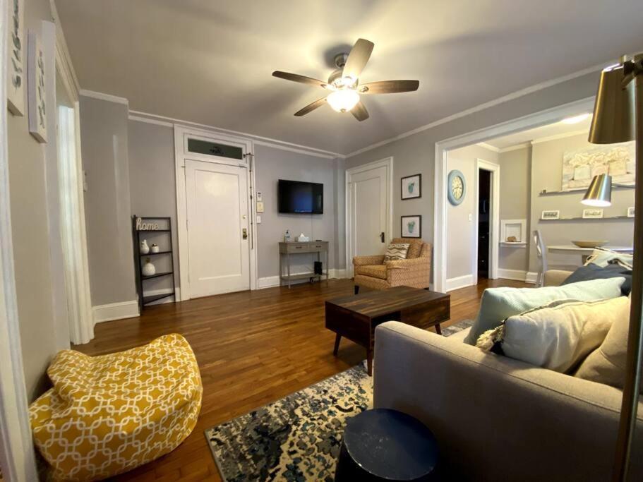 Forsyth Executive * Savannah