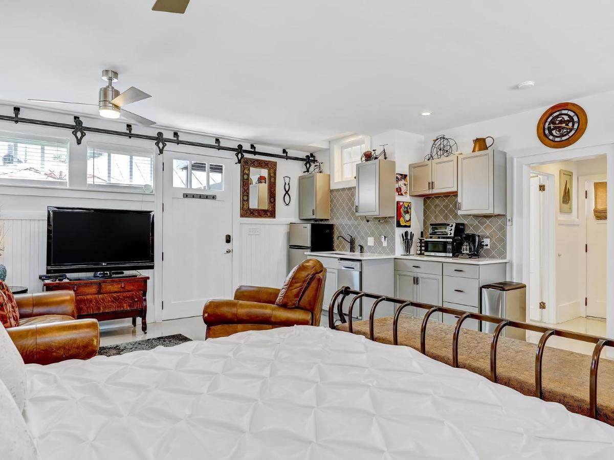 Apartment Drayton Place Carriage Unit 1 *
