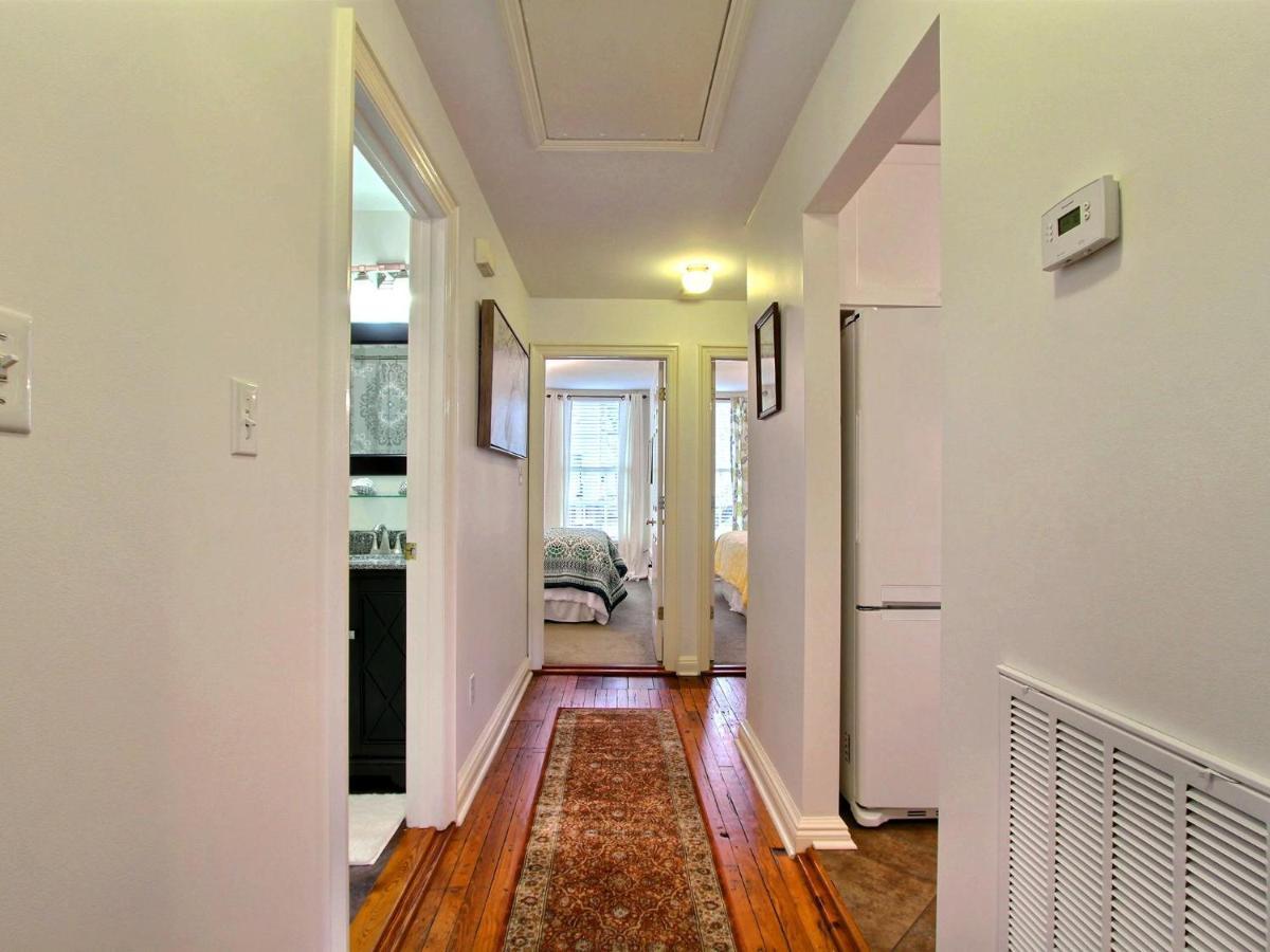 Fountain View Apartment Savannah
