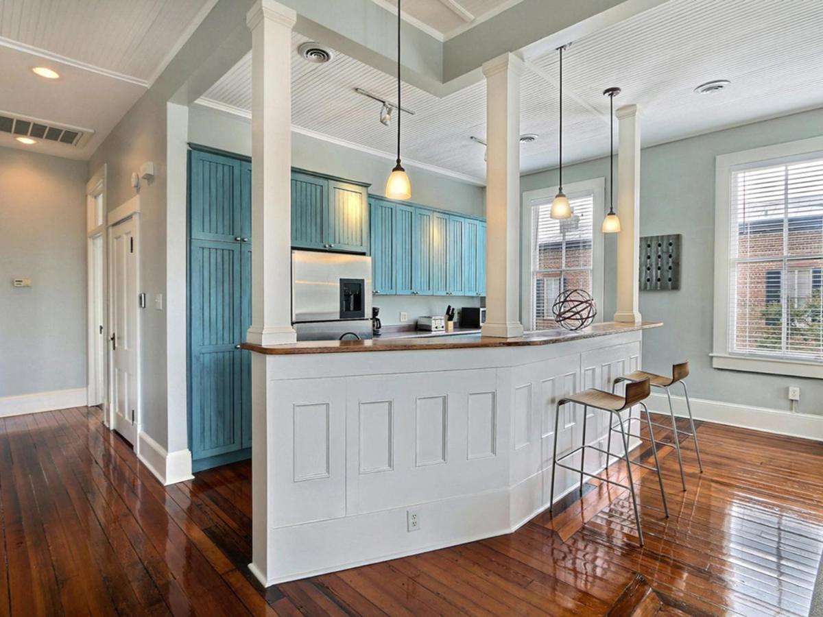Lafayette Row Unit 3 * Savannah