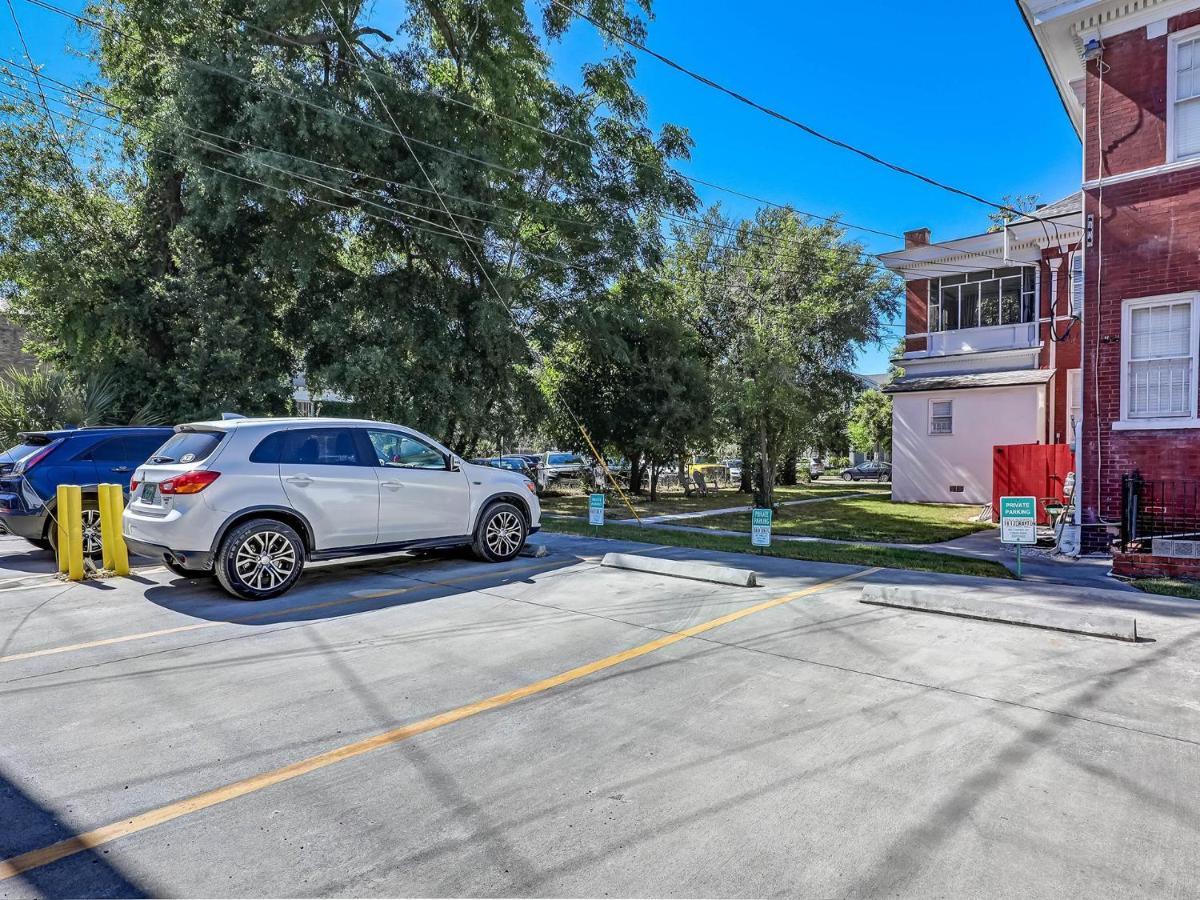 Apartment Drayton Place Carriage Unit 1 Savannah