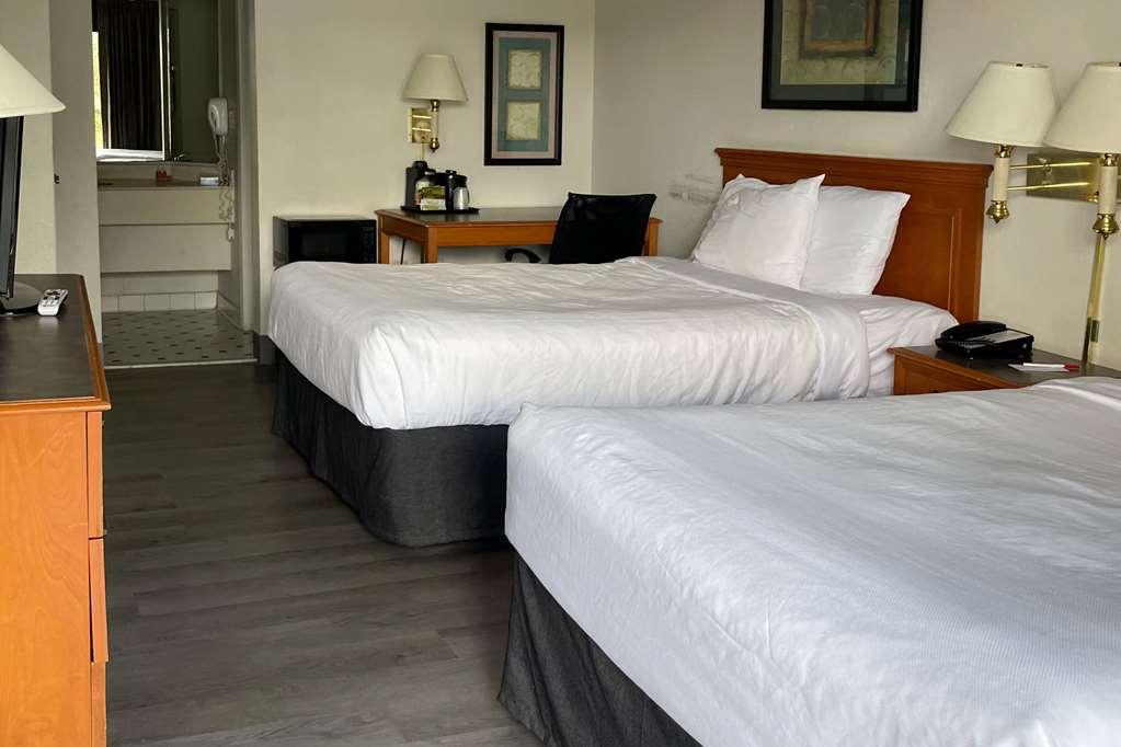 Econo Hotel Savannah