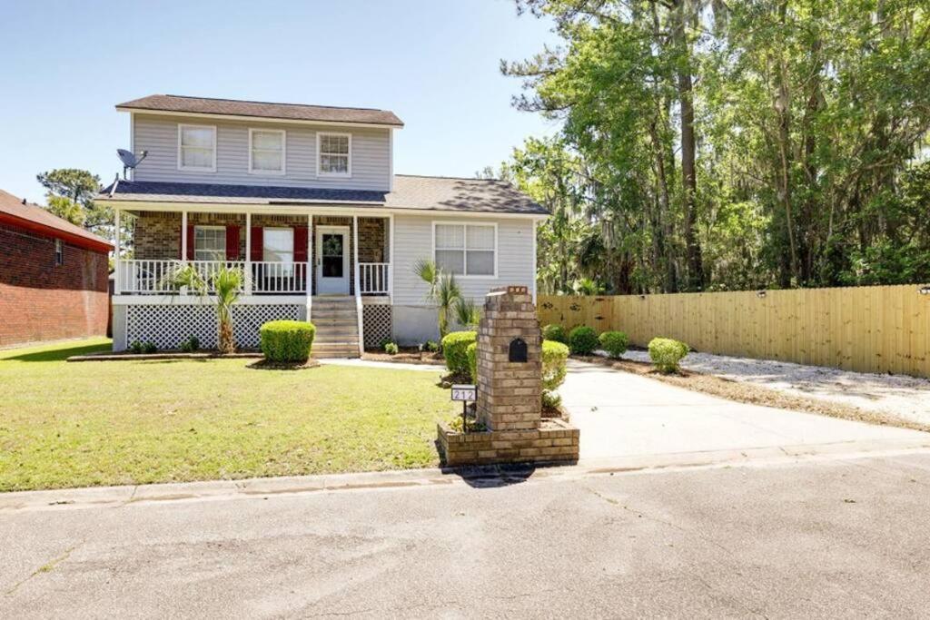 Holiday home Contemporary Stylish Btw Dwtn Savannah&tybee! Savannah