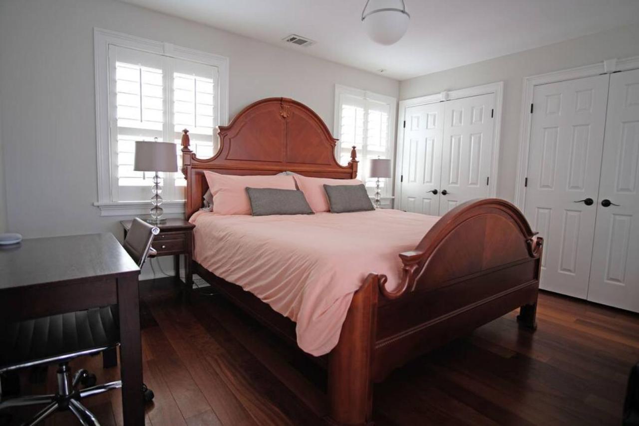 Carriage House B At Hamilton