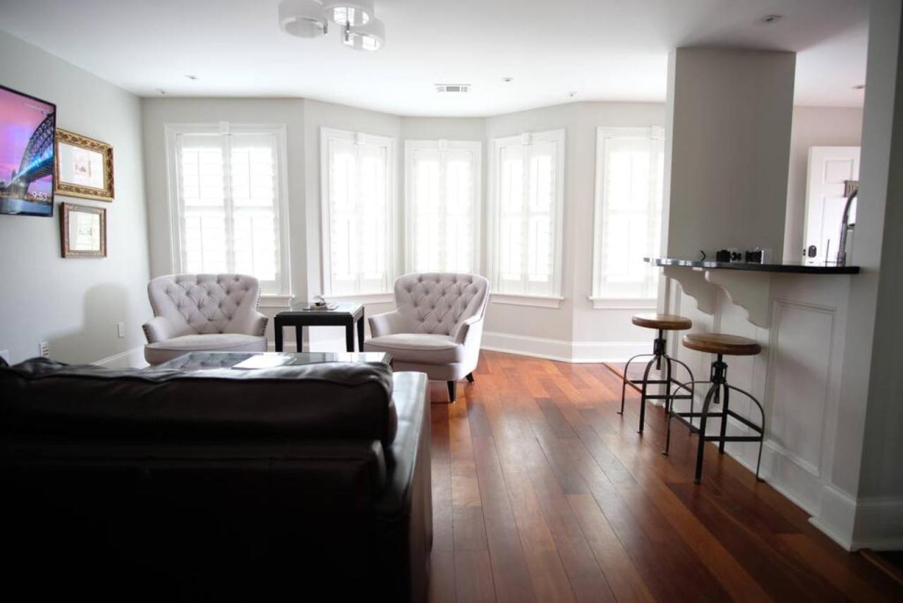 Carriage House B At Hamilton Savannah