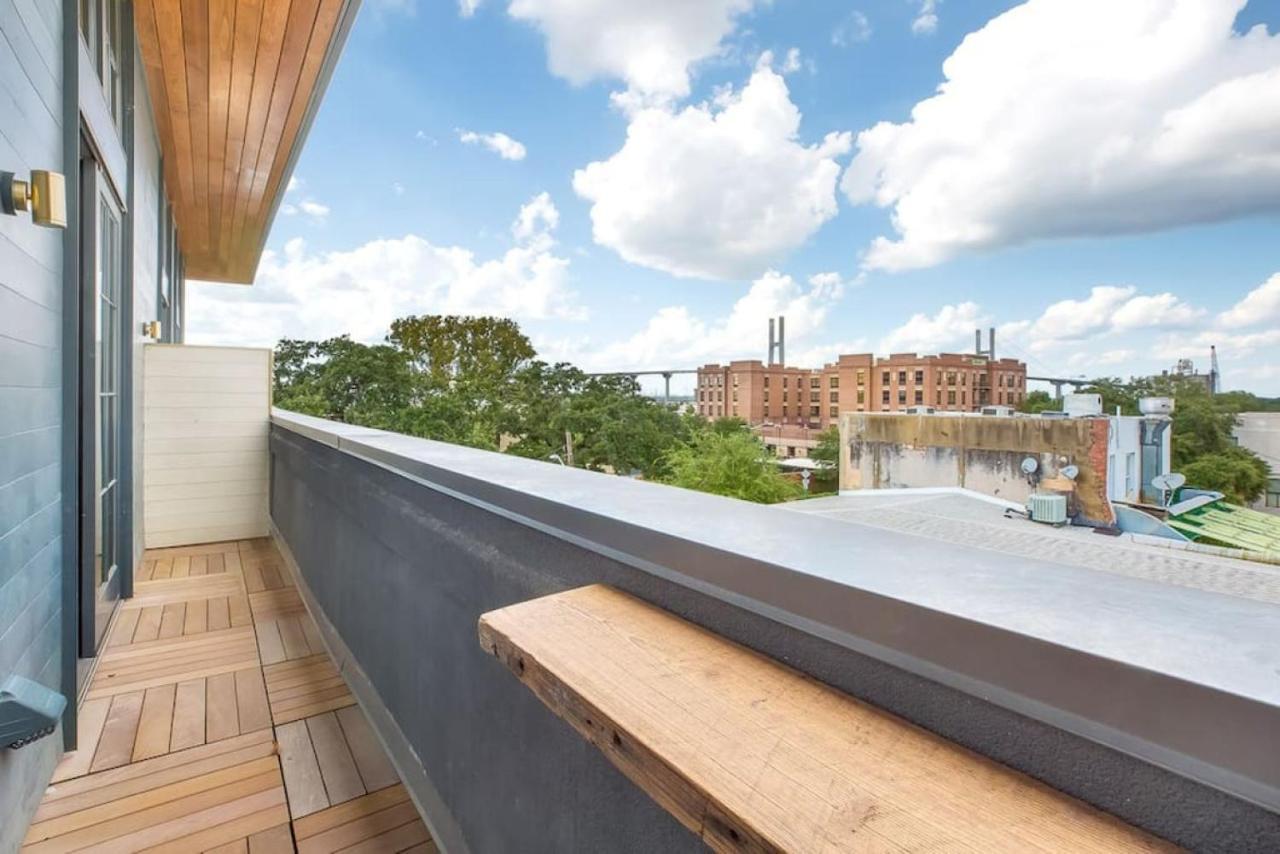 2br Loft With Terrace Apartment *
