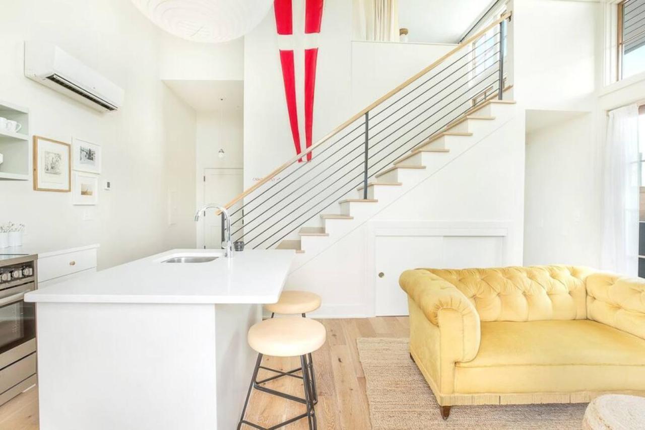 2br Loft With Terrace * Savannah