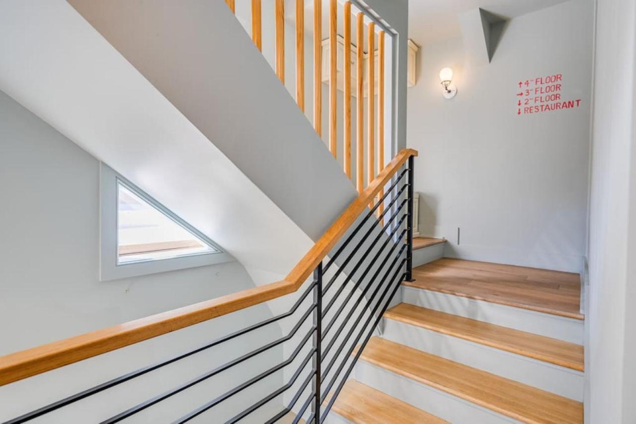 2br Loft With Terrace * Savannah