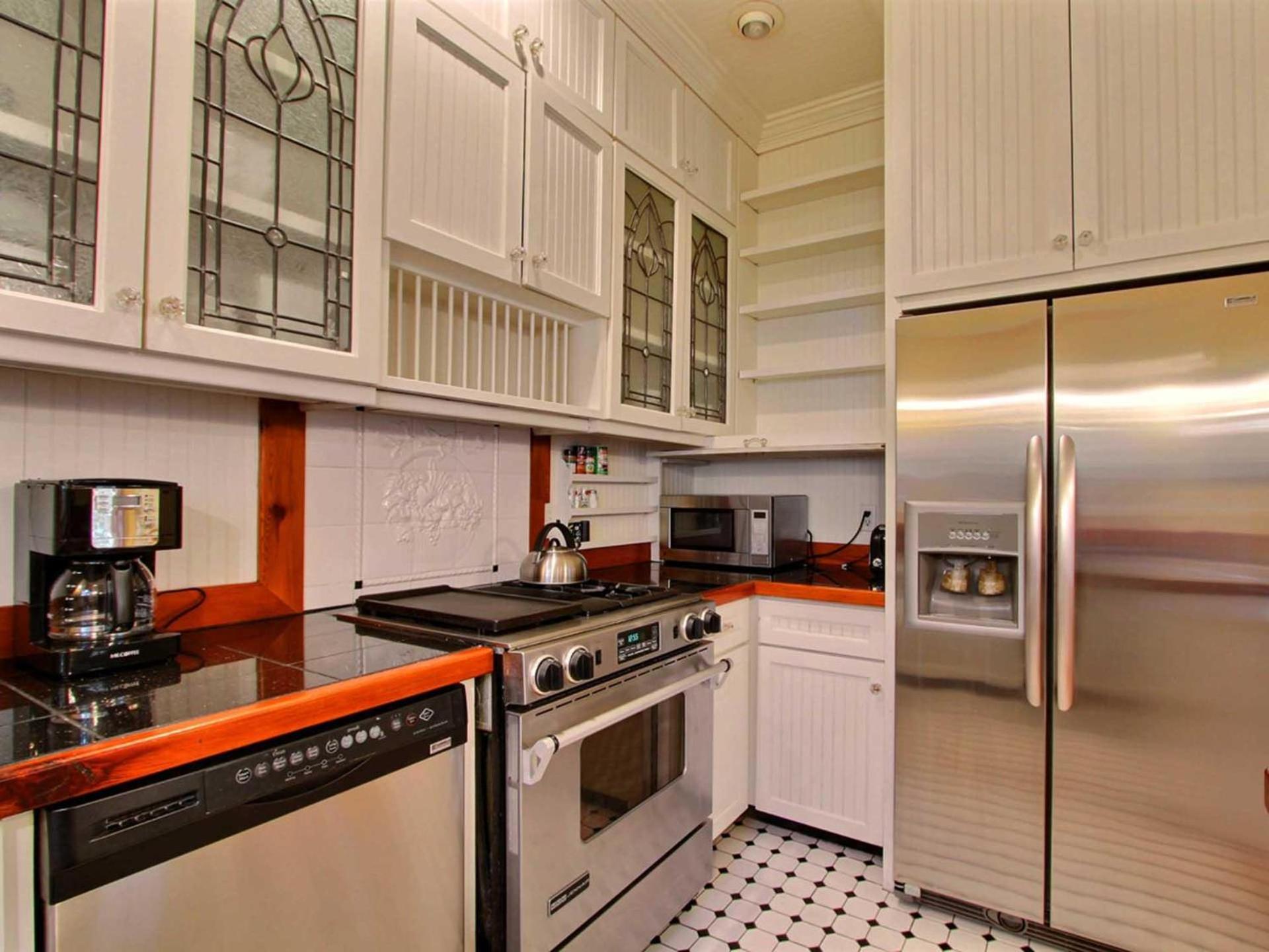 Washington Square Manor Holiday home Savannah