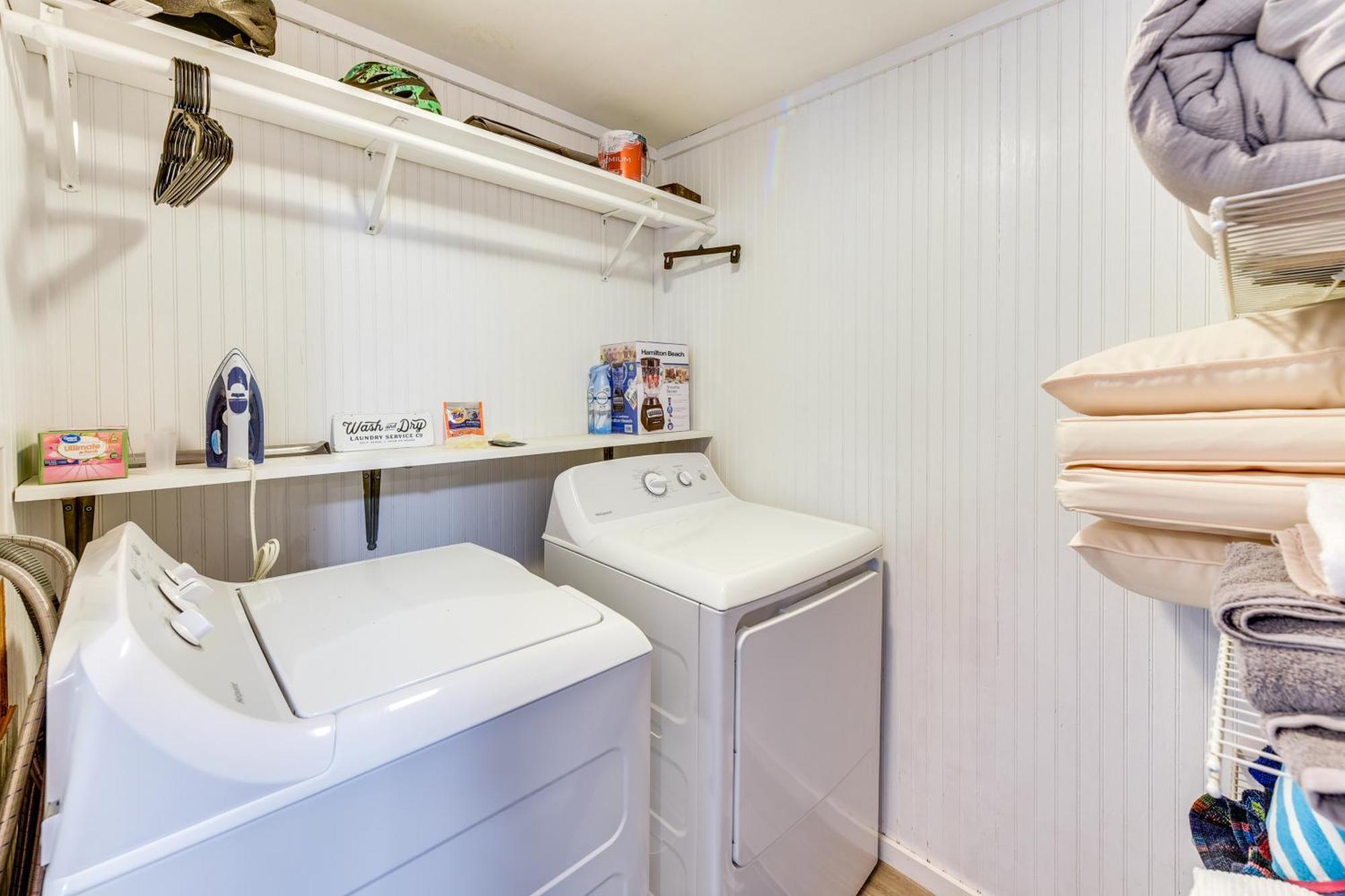 Close To Bike Trails And Beaches! Holiday home *
