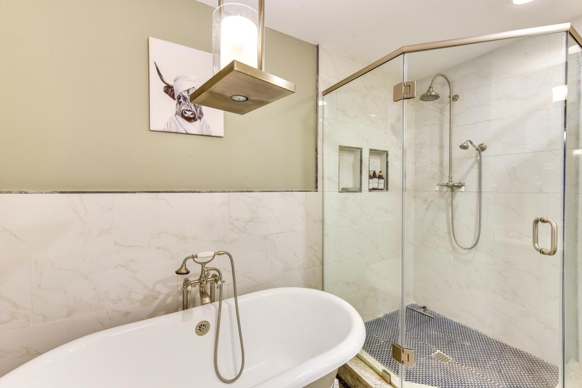 Close To Bike Trails And Beaches! * Savannah