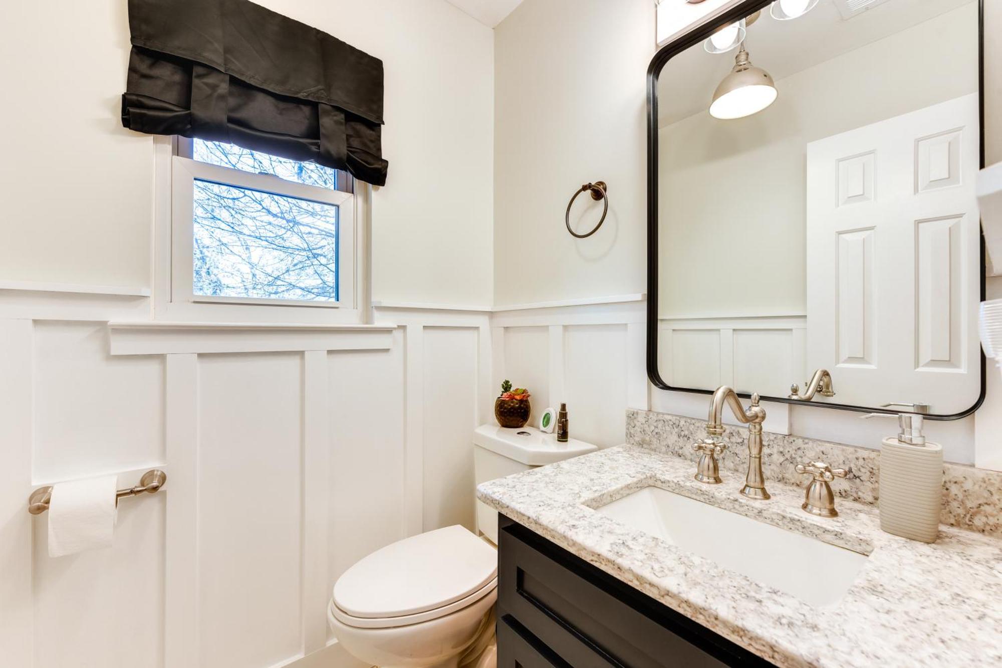 Close To Bike Trails And Beaches! Savannah
