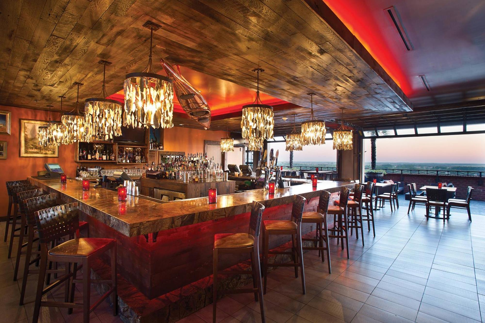 Hotel The Bohemian Riverfront, Autograph Collection