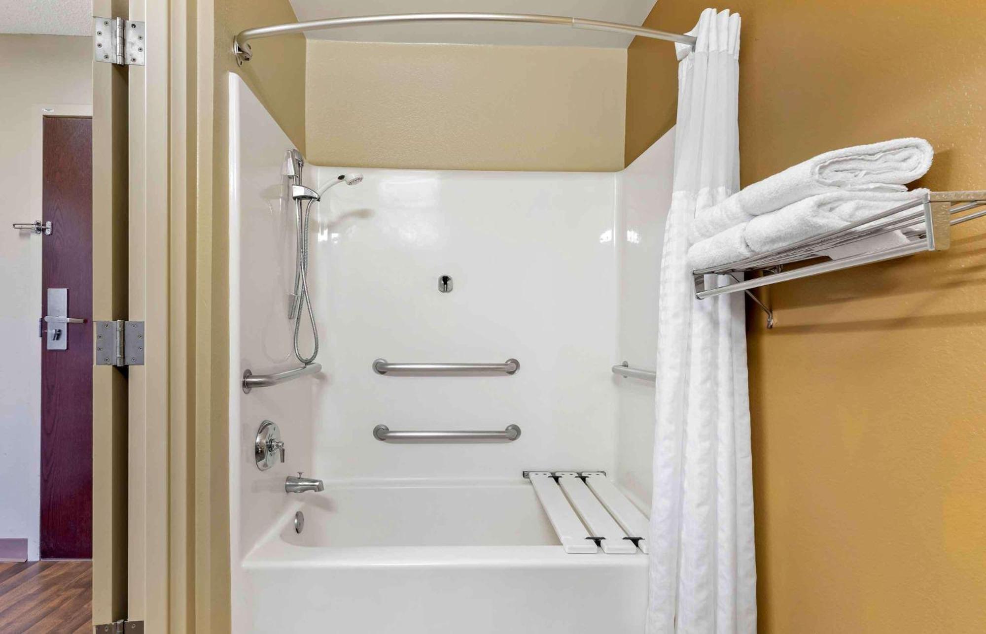 Extended America - - Midtown 2* Savannah