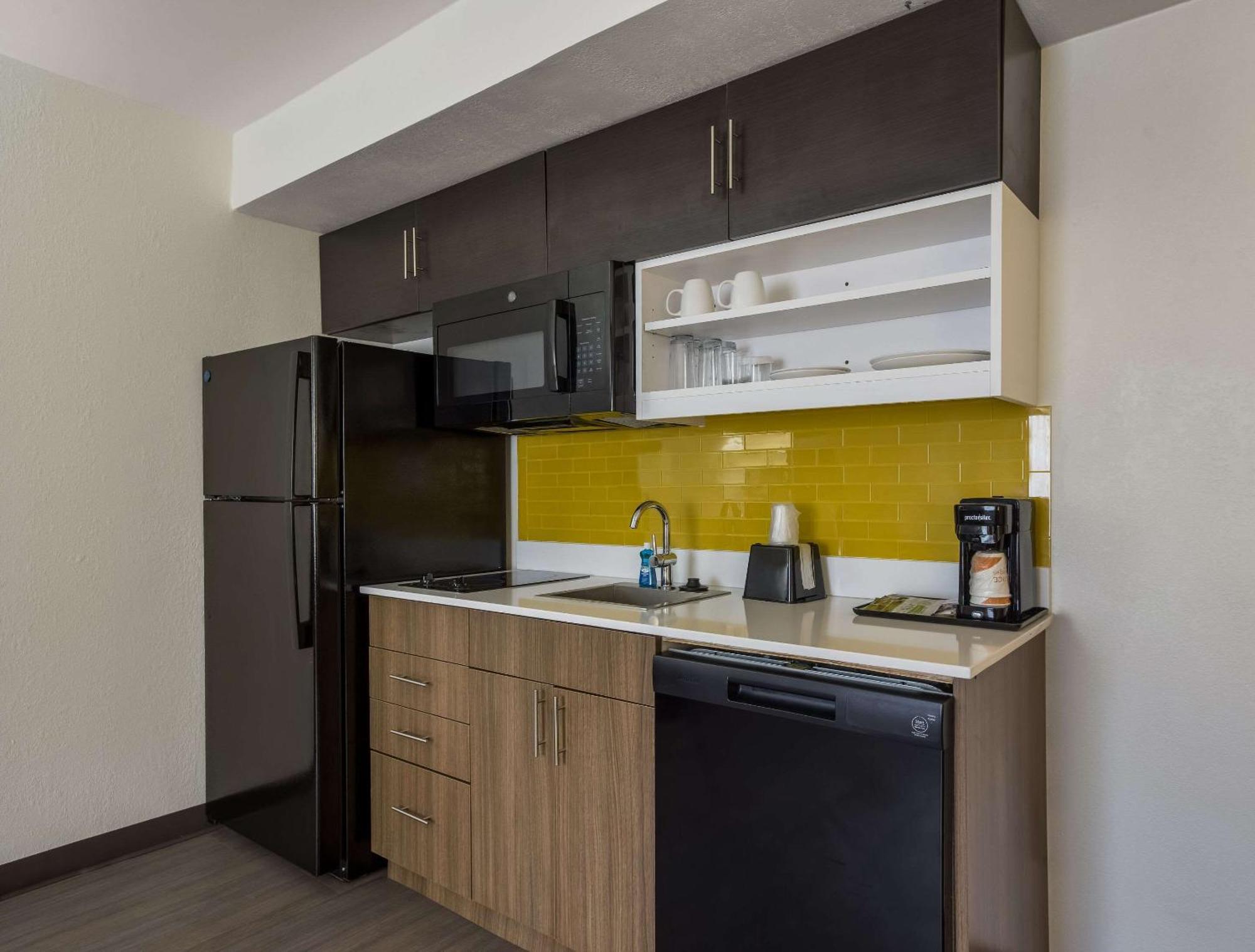 Mainstay Midtown Hotel