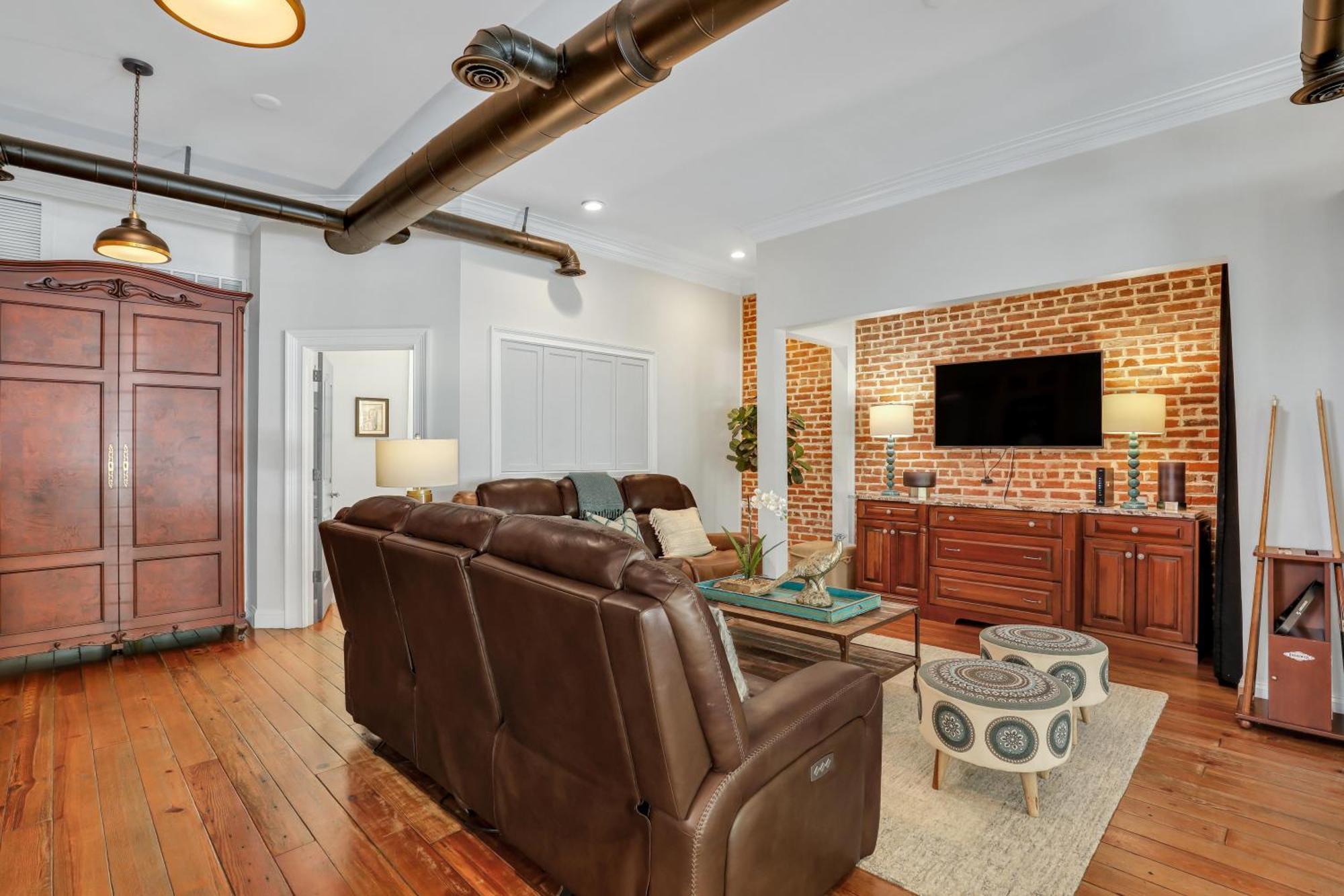 At 1014 Savannah