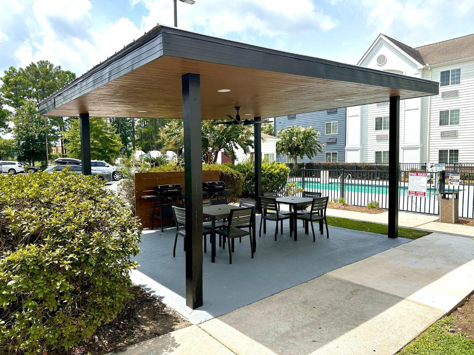 Candlewood Airport By Ihg Savannah