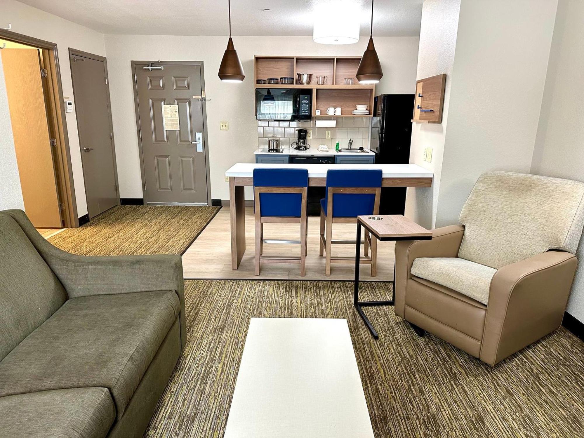 Candlewood Airport By Ihg 3* Savannah