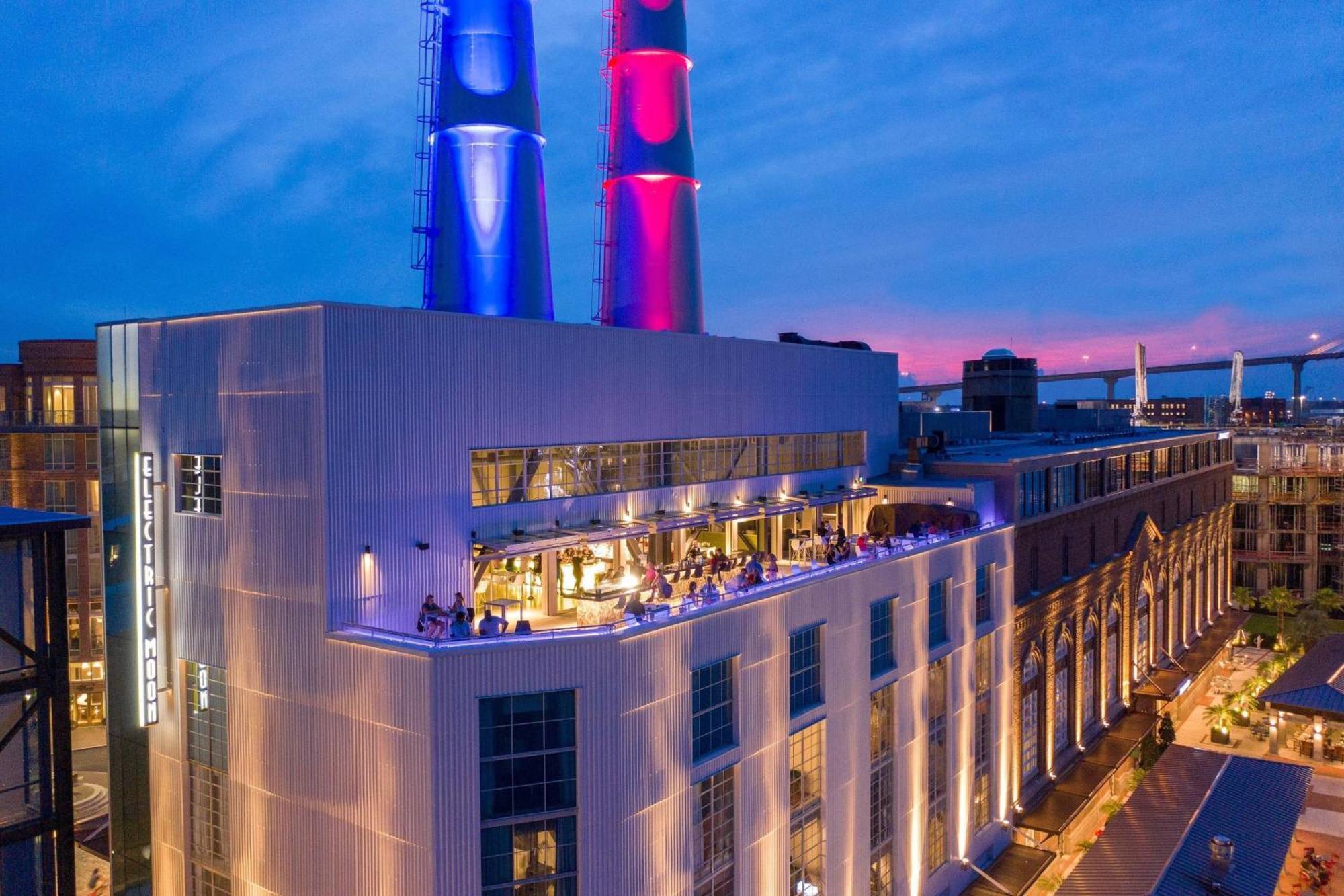 Jw Marriott Plant Riverside District Hotel