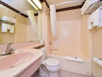 Hotel Microtel & By Wyndham Savannah/pooler 3*