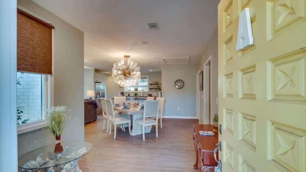 Two Units With Gazebo-swanky Style *