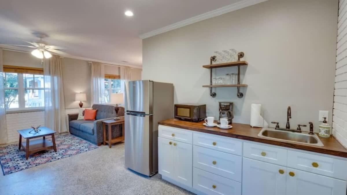 Two Units With Gazebo-swanky Style