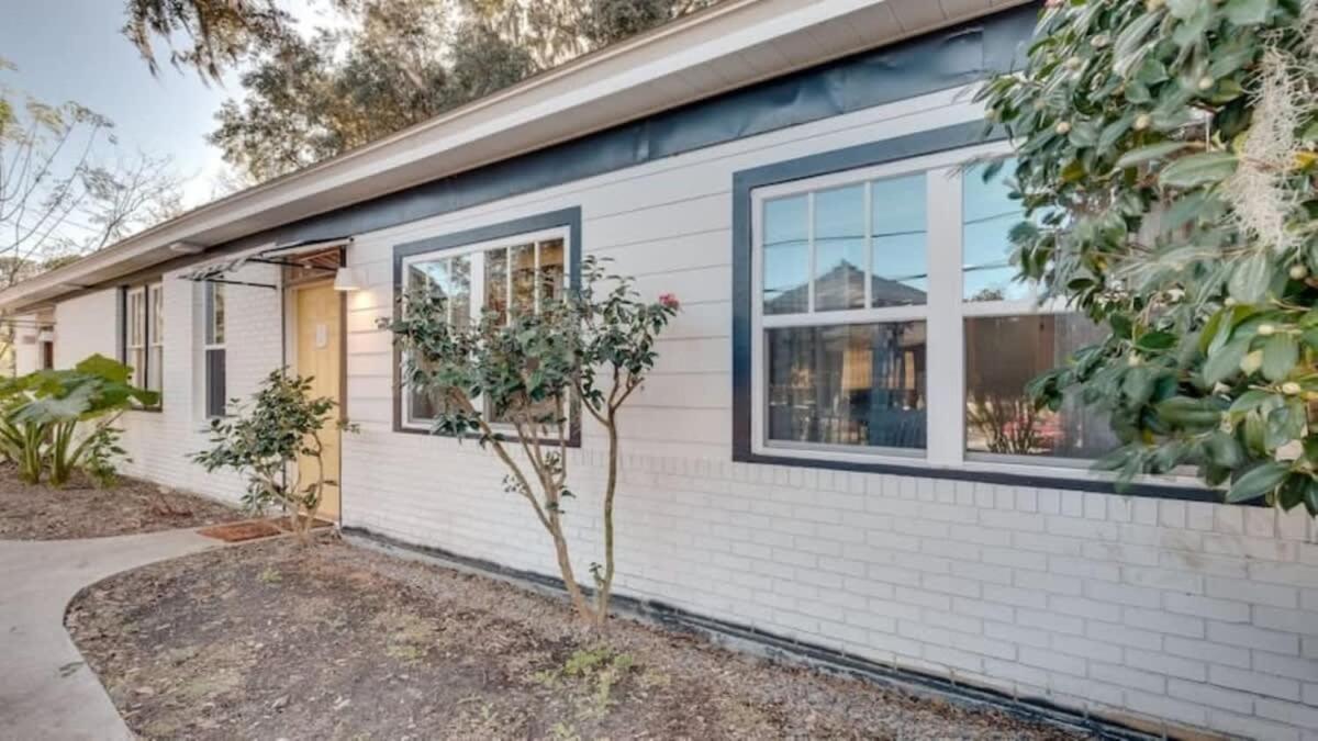 Two Units With Gazebo-swanky Style Holiday home Savannah