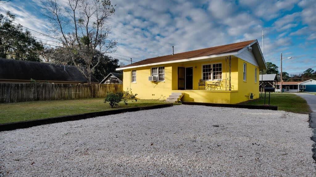 Holiday home Retro Rainbow At Herb River-citron And Sassy #6 Savannah