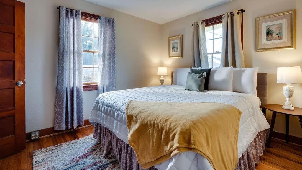 Holiday home Retro Rainbow At Herb River-citron And Sassy #6 *