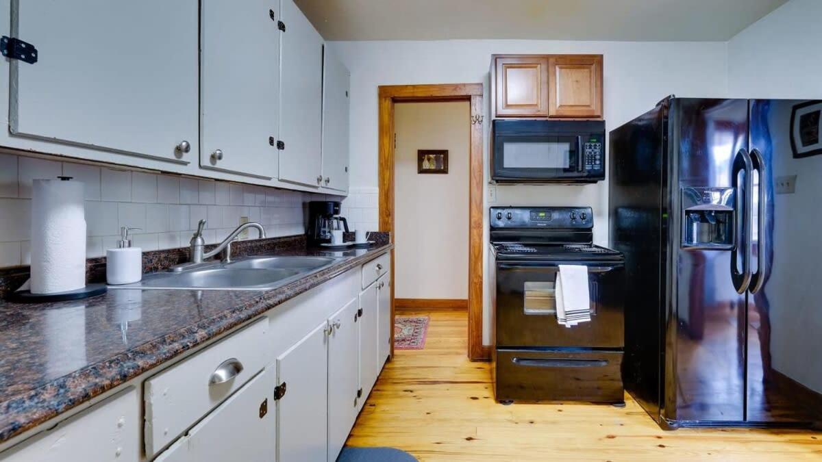 Retro Rainbow At Herb River-highlighter Hideaway #5 *