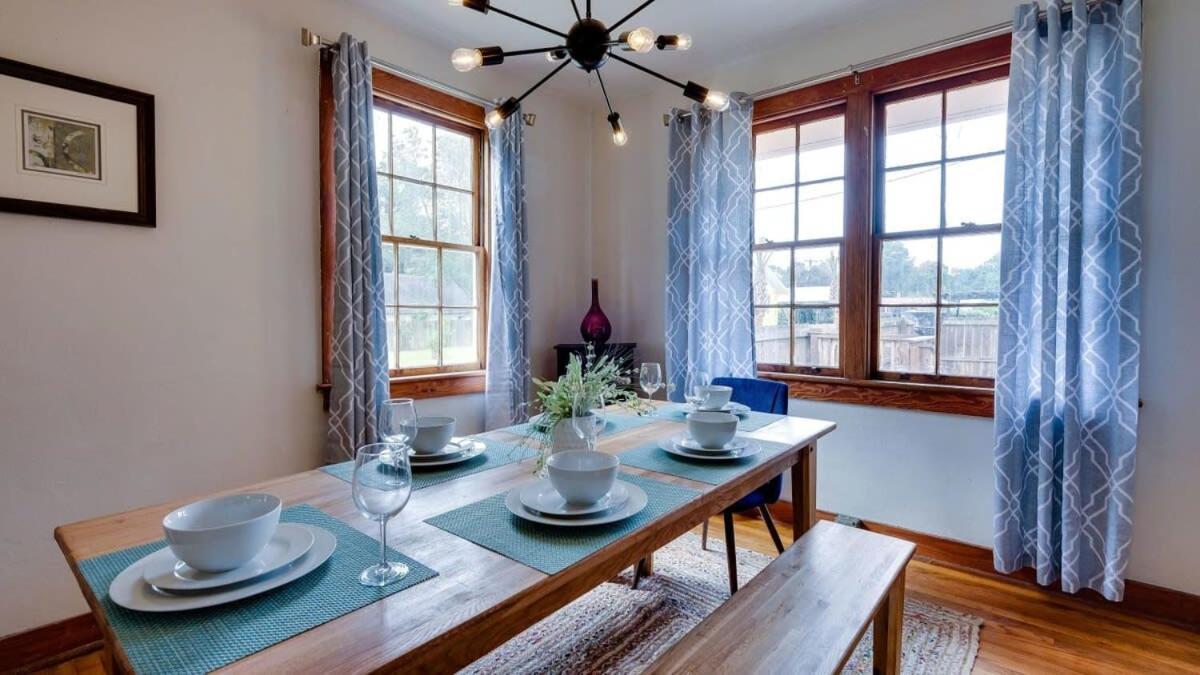 Holiday home Retro Rainbow At Herb River-highlighter Hideaway #5 Savannah