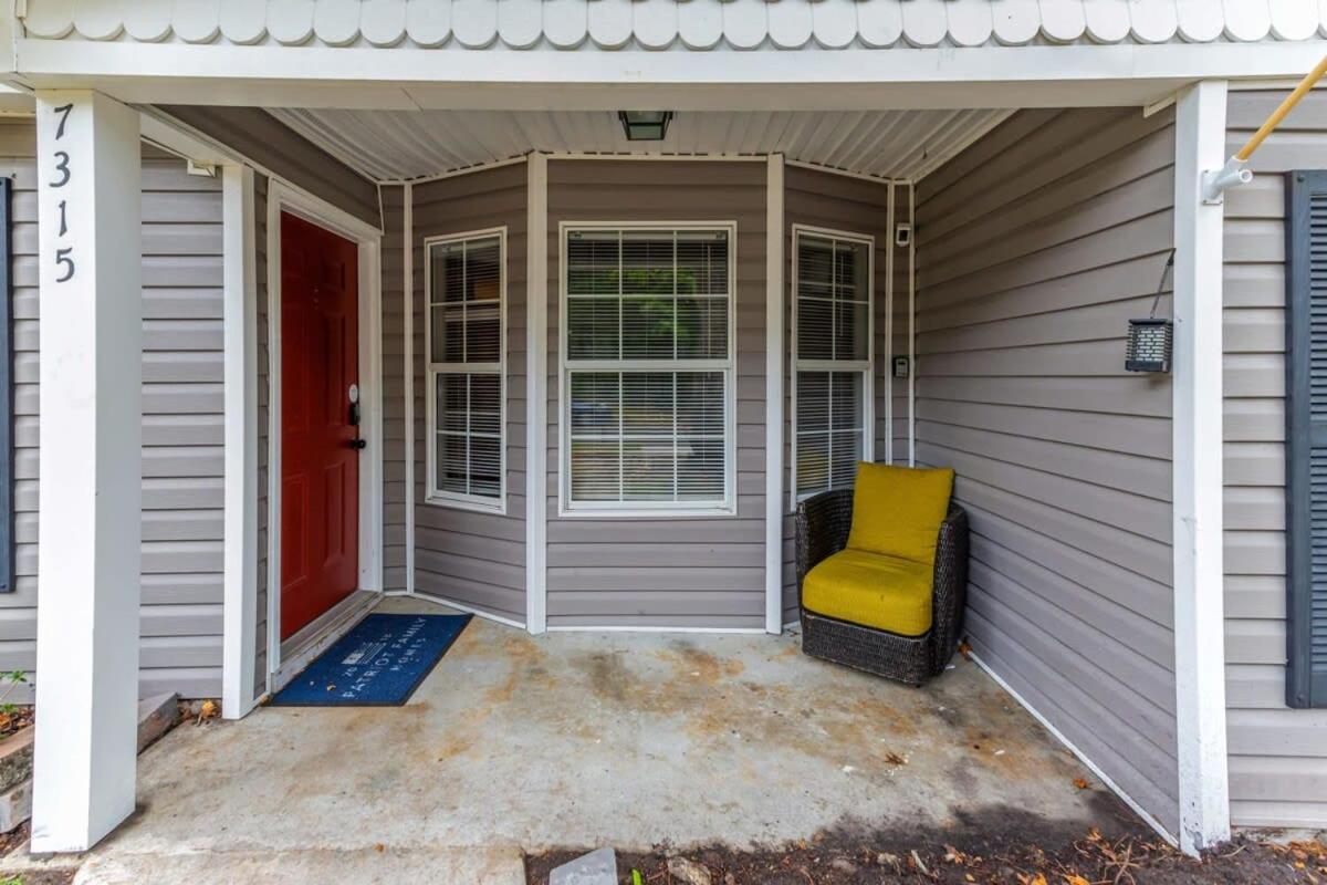 Holiday home Near Downtown Parks Dining Laid-back On Leghorn